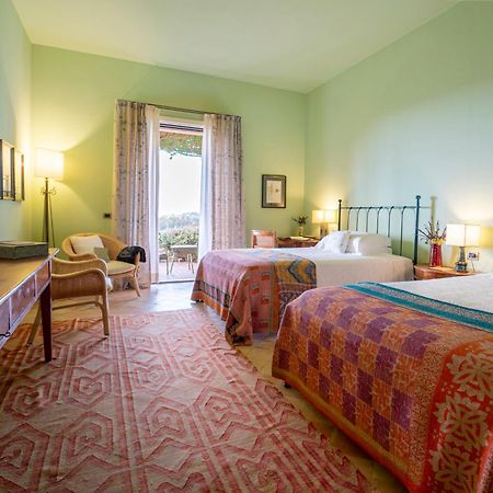 La Foresteria Planeta Wine Resort & Beach Club Менфі Екстер'єр фото